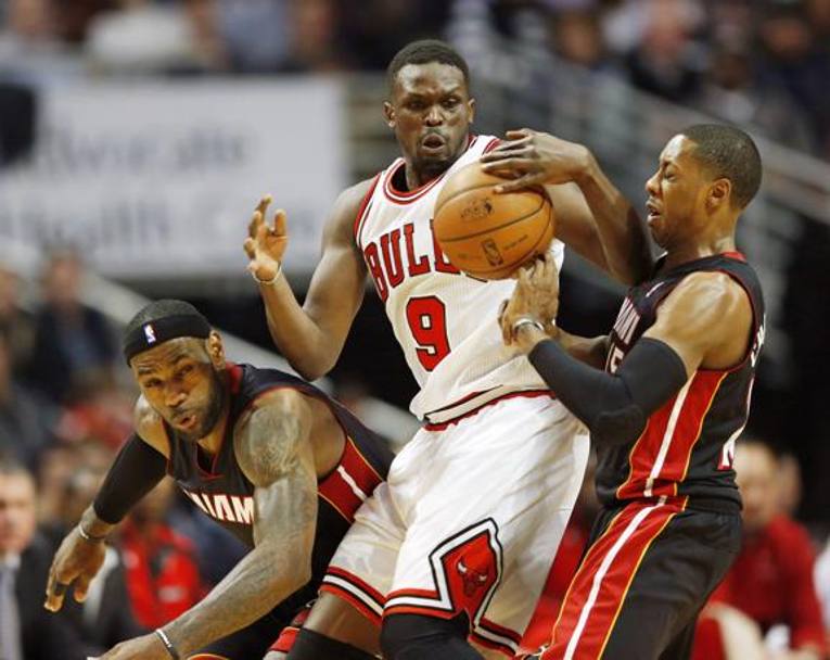 Deng  il faro dei Bulls dopo l&#39;infortunio di Derrick Rose. Ma Chicago potrebbe cederlo subito per non perderlo in estate a costo zero